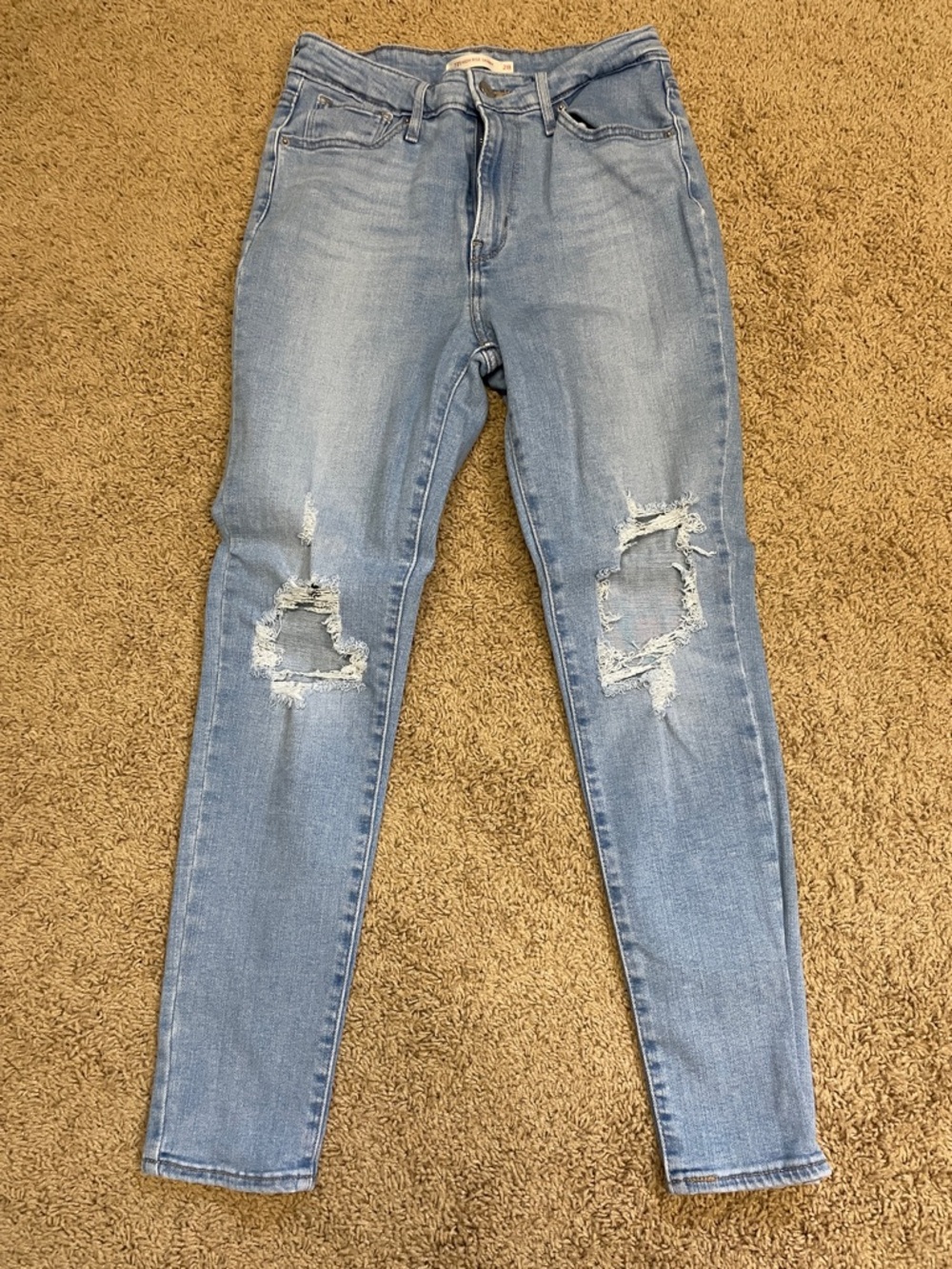 Levi’s Strauss Light Blue Distressed Women’s Skinny Jeans